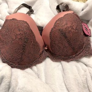 Underwire bra 42D